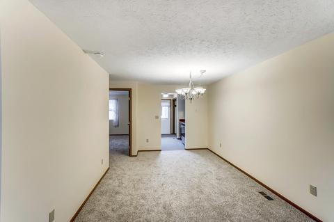 4602 Reno Ln, Springfield, OH 45503 photo 6
