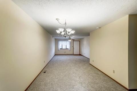 4602 Reno Ln, Springfield, OH 45503 photo 7