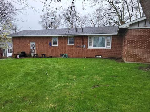 492 S Main St, De Graff, OH 43318 photo 2