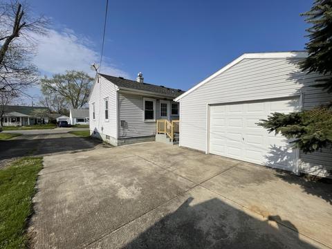 1735 S Sweetbriar Ln, Springfield, OH 45505 photo 4