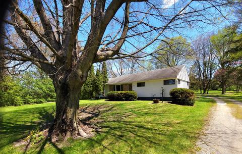 2770 Selma Rd, Springfield, OH 45505 photo 2