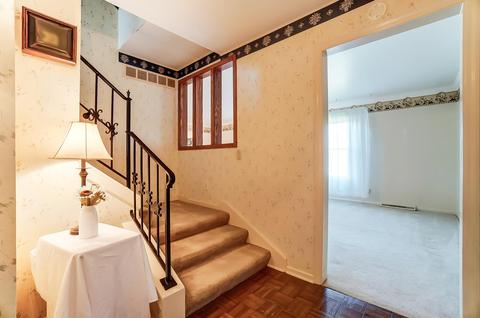 519 Sparta Dr, Springfield, OH 45503 photo 8