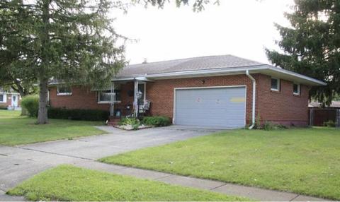 4848 Curtis Dr, Springfield, OH 45503 photo 1