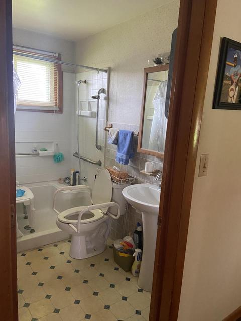 4848 Curtis Dr, Springfield, OH 45503 photo 9