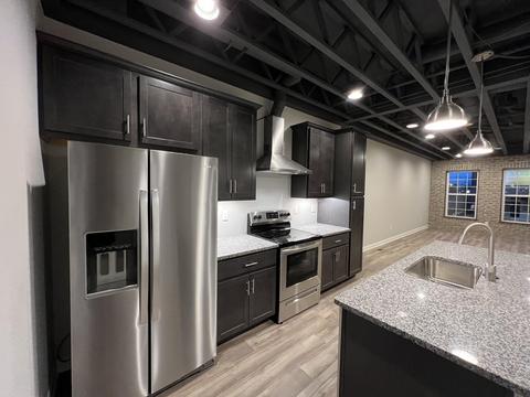 4 N Center St, Springfield, OH 45502 photo 2