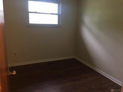 3998 Raymond Dr, Enon, OH 45323 photo 15