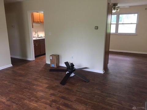 3998 Raymond Dr, Enon, OH 45323 photo 7