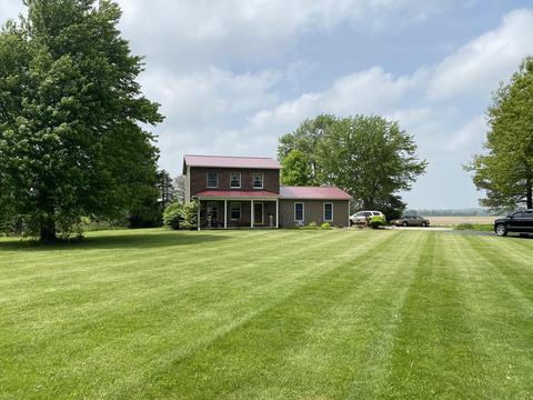 2490 Fairfield Pike, Springfield, OH 45502 photo 2