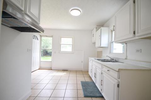2413 Leland Dr, Springfield, OH 45505 photo 8