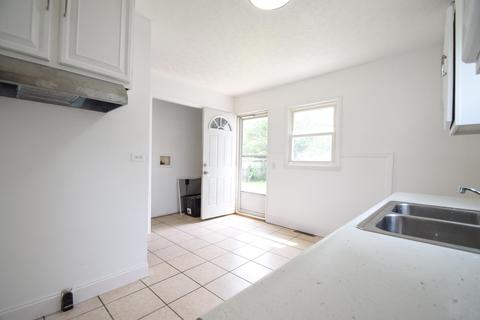 2413 Leland Dr, Springfield, OH 45505 photo 9