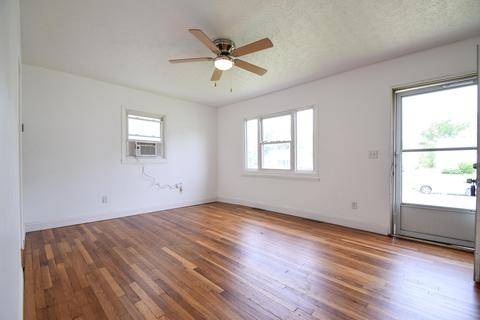 2413 Leland Dr, Springfield, OH 45505 photo 4