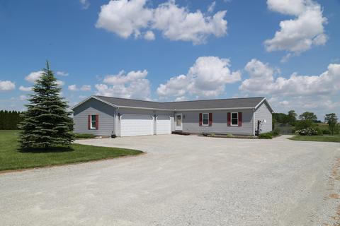 8585 E Snodgrass Rd, Conover, OH 45317 photo 1