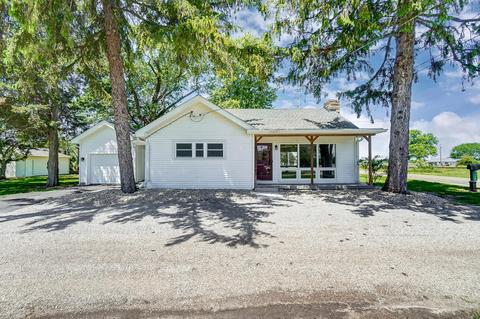 559 W County Line Rd, Springfield, OH 45502 photo 2