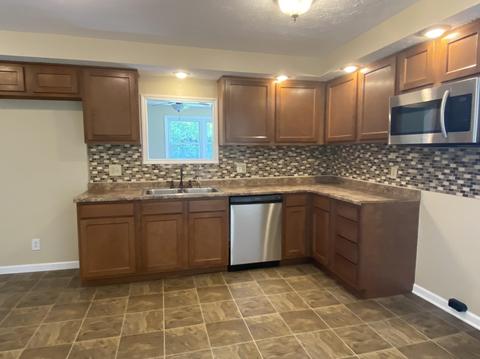 19 Adlyn Rd, Springfield, OH 45505 photo 3