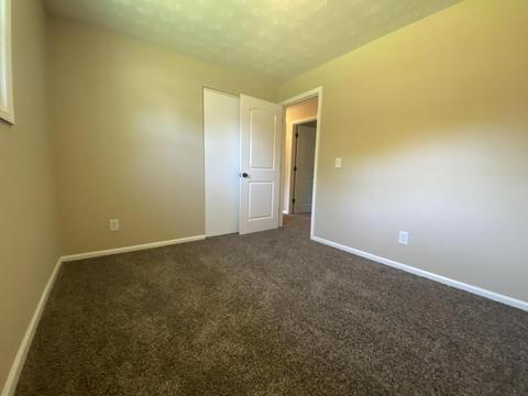 19 Adlyn Rd, Springfield, OH 45505 photo 12