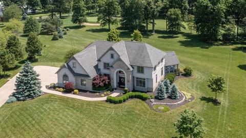 12430 Greystone Dr, Minster, OH 45865 photo 2