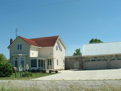 2075 E Gearhart Rd, Sidney, OH 45365 photo 1