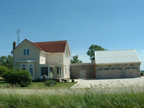 2075 E Gearhart Rd, Sidney, OH 45365 photo 2