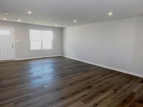 1287 Castle Ct, Sidney, OH 45365 photo 9