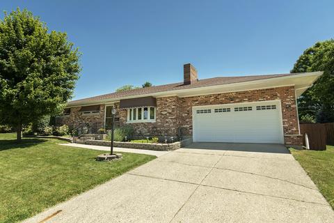 4150 Camelot Dr, Springfield, OH 45503 photo 1