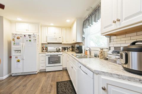 4150 Camelot Dr, Springfield, OH 45503 photo 8