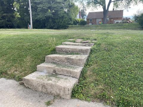 2206 Windsor Ave, Springfield, OH 45505 photo 9