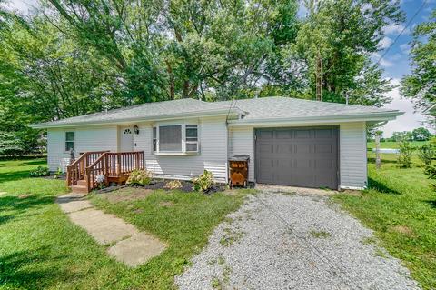 4850 Troy Rd, Springfield, OH 45502 photo 3