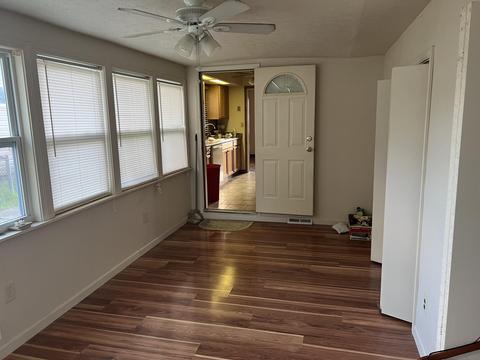 386 Mount Joy St, Springfield, OH 45505 photo 5