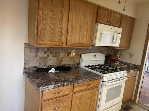 386 Mount Joy St, Springfield, OH 45505 photo 13