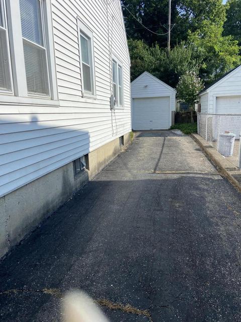 1851 Overlook Dr, Springfield, OH 45504 photo 4