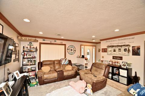 526 S Wall St, Covington, OH 45318 photo 3