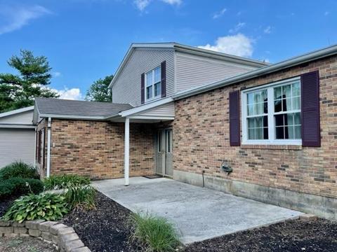 3953 St James Ct, Springfield, OH 45502 photo 2