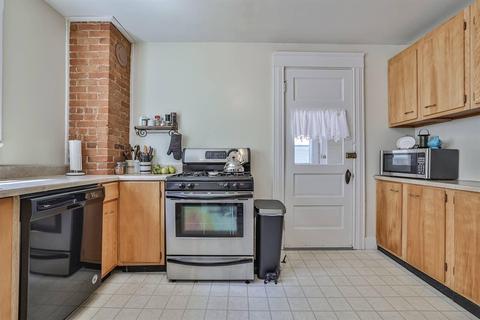 351 S Belmont Ave, Springfield, OH 45505 photo 17