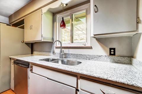 502 E 3rd St, Springfield, OH 45503 photo 18