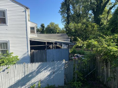 760 N Burnett Rd, Springfield, OH 45503 photo 3