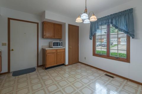 704 Grandview Dr, Springfield, OH 45503 photo 7