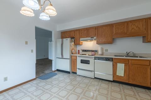 704 Grandview Dr, Springfield, OH 45503 photo 6