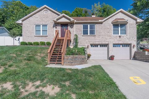 1370 Maple Leaf Ct, Sidney, OH 45365 photo 1