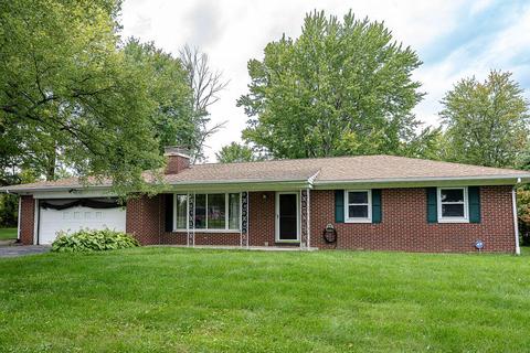 4200 Bentley Rd, Springfield, OH 45504 photo 1