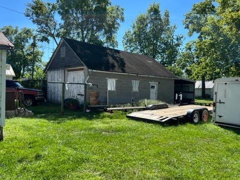 208 S Green St, Mendon, OH 45862 photo 3