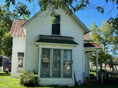 208 S Green St, Mendon, OH 45862 photo 1