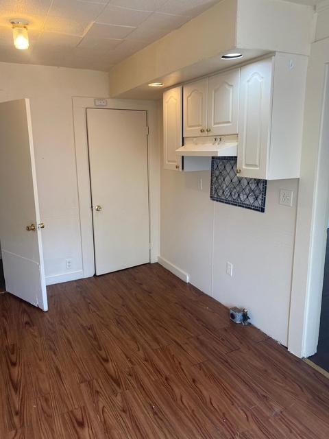 227 N Shaffer St, Springfield, OH 45504 photo 4
