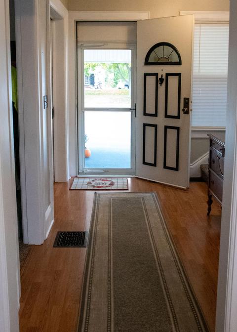 21 E Pleasant St, Catawba, OH 43010 photo 5