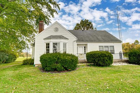 4671 Upper Valley Pk, Springfield, OH 45502 photo 1