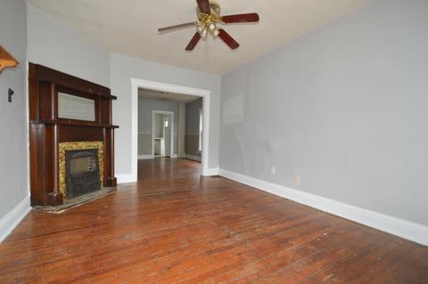 423 N Shaffer St, Springfield, OH 45504 photo 3