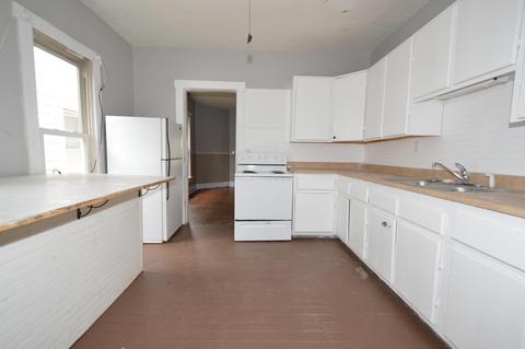 423 N Shaffer St, Springfield, OH 45504 photo 7