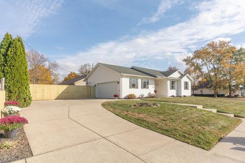 236 E Bennett St, Sidney, OH 45365 photo 2