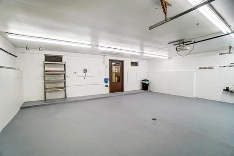 415 Woodview Dr, Springfield, OH 45504 photo 42