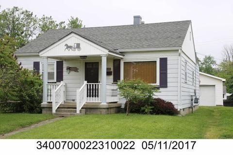 2440 Mayfair Dr, Springfield, OH 45505 photo 1