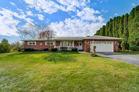 1547 Westmont Dr, Springfield, OH 45503 photo 1